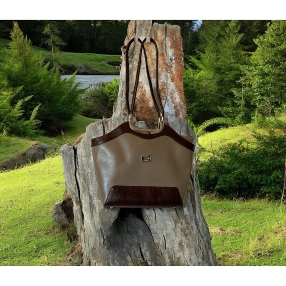 Leaf Bags Handbag/Purse Brown And Tan Made In Italy‎